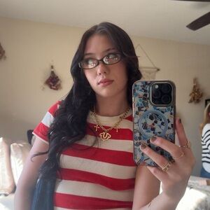 Meet your Posher, Laila